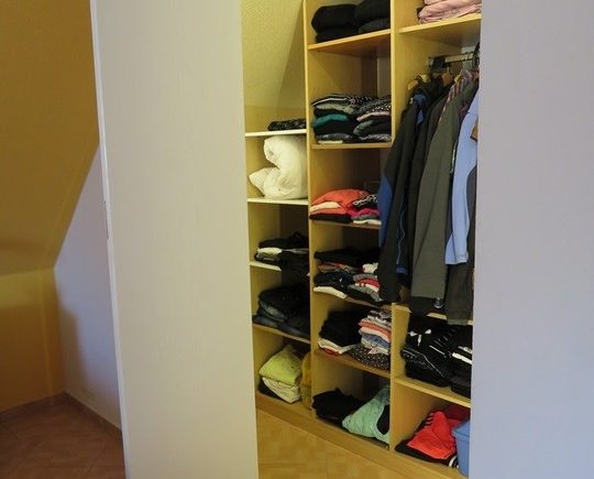 begehbarer Kleiderschrank