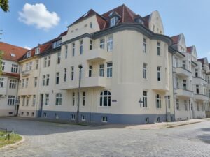 Ansicht vom Demmlerplatz - Mehrfamilienhaus